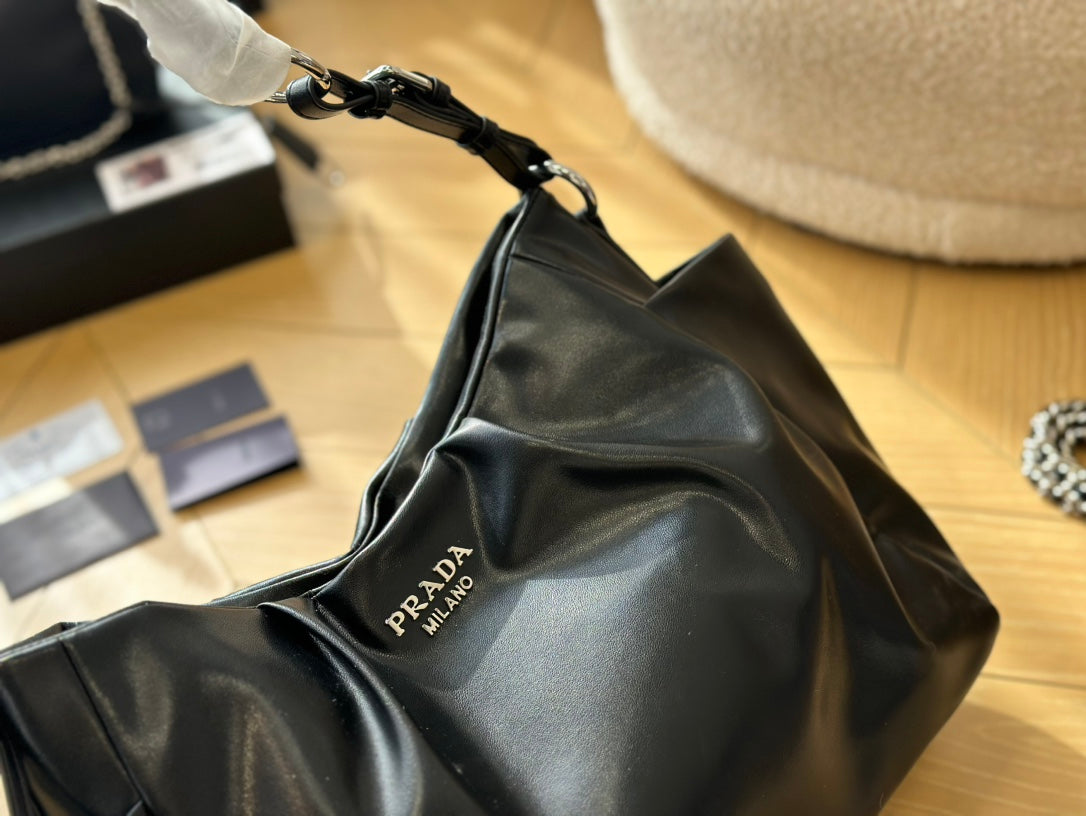 PRADA-749