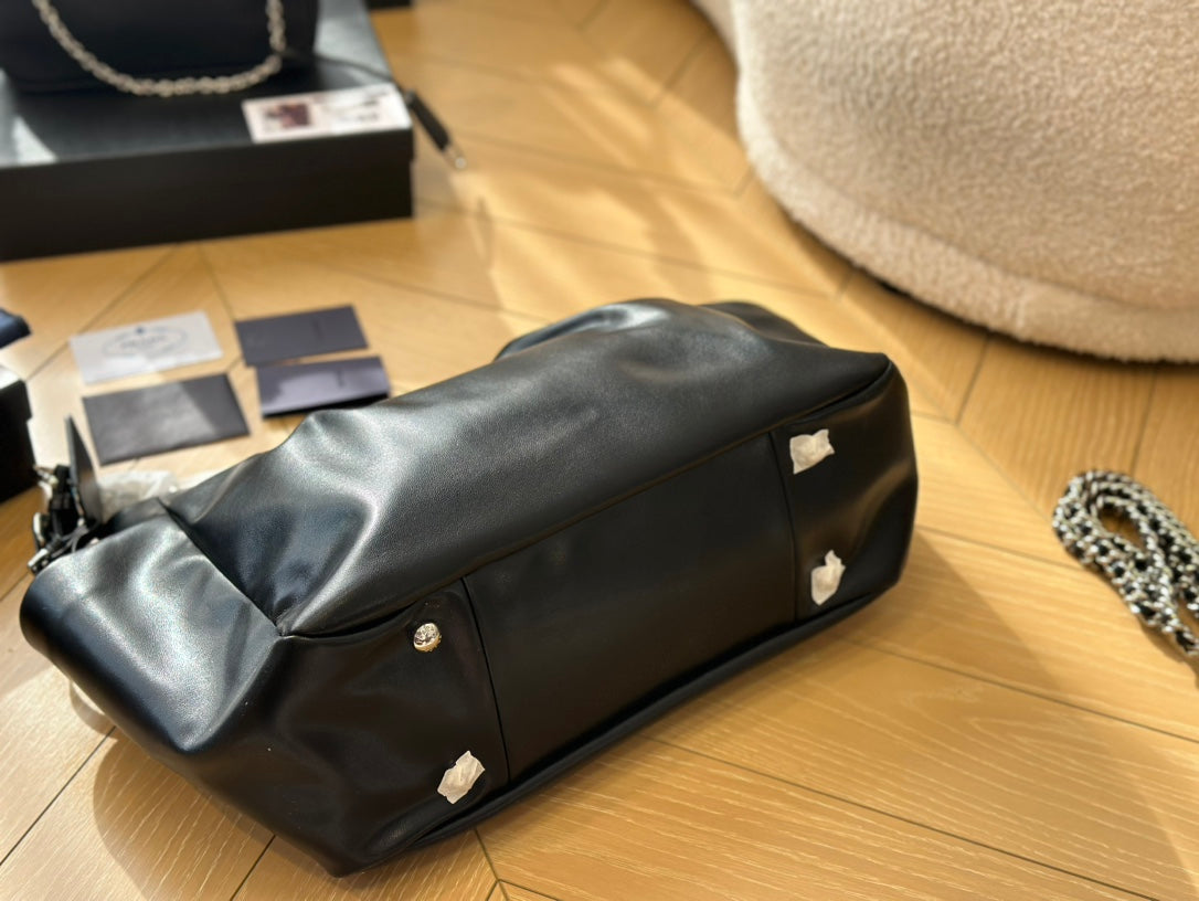 PRADA-749