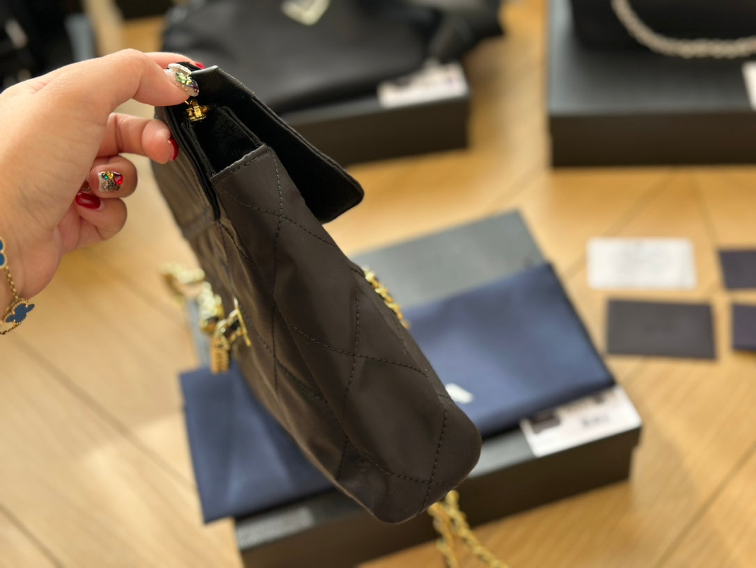 PRADA-650