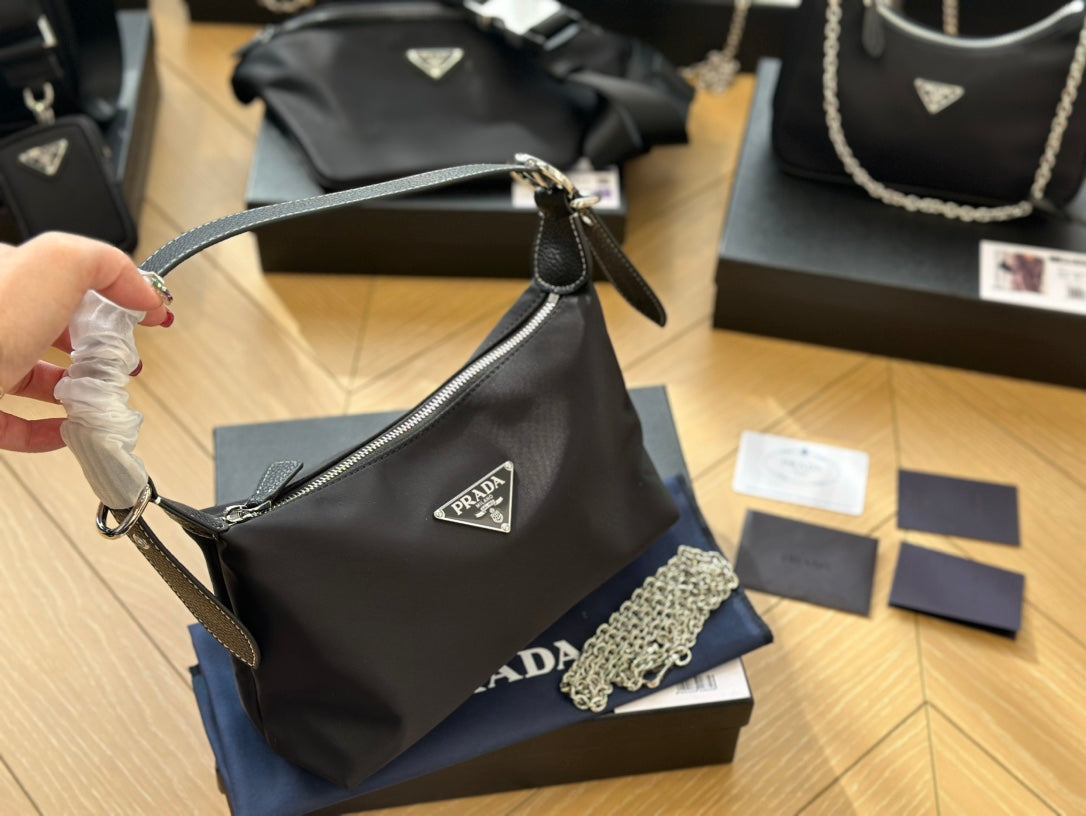 PRADA-563