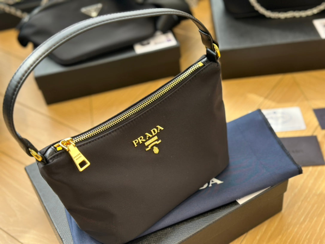 PRADA-534