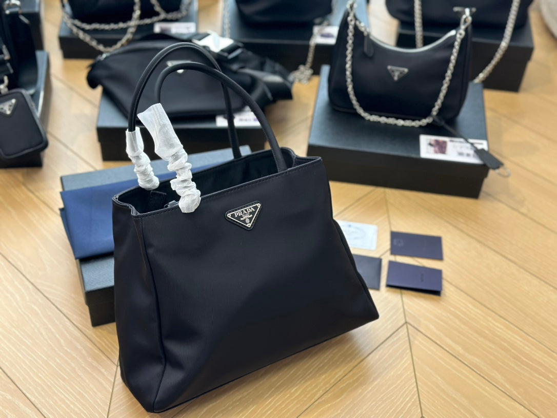 PRADA-579