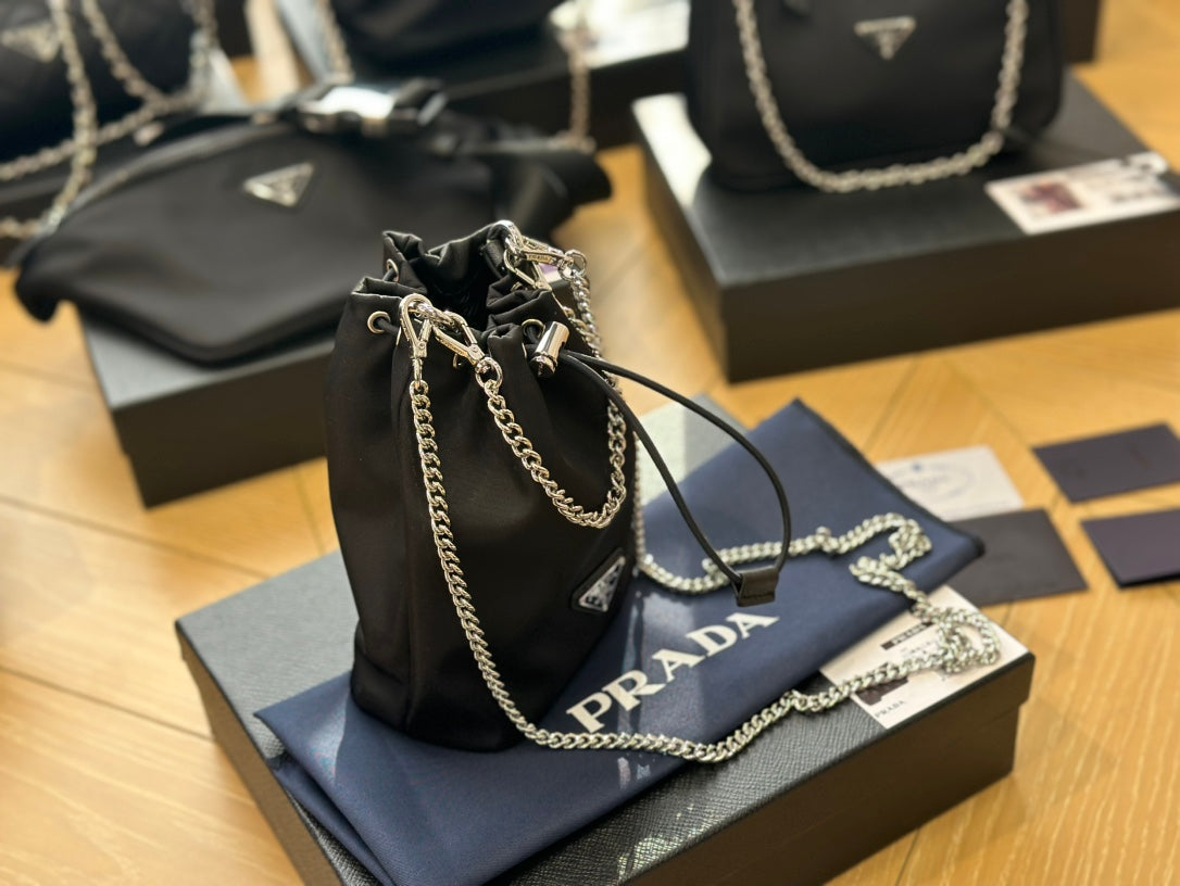 PRADA-523