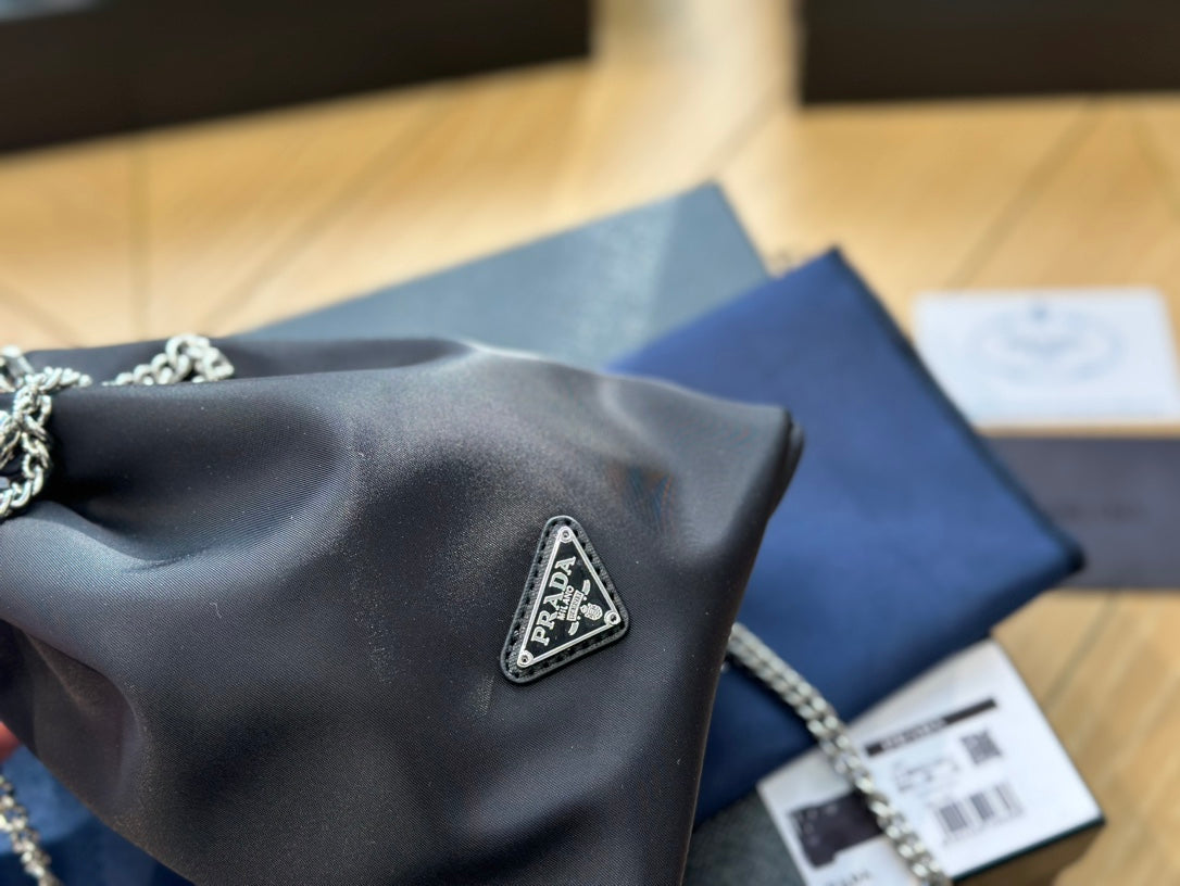 PRADA-523