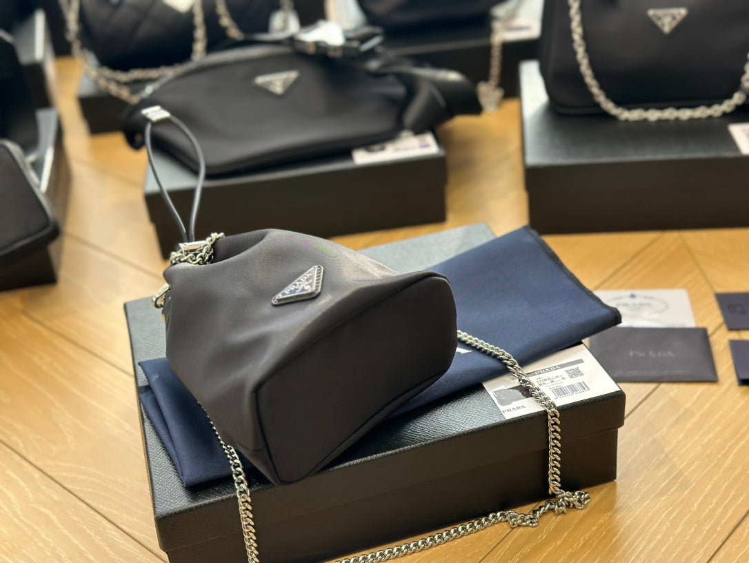 PRADA-523