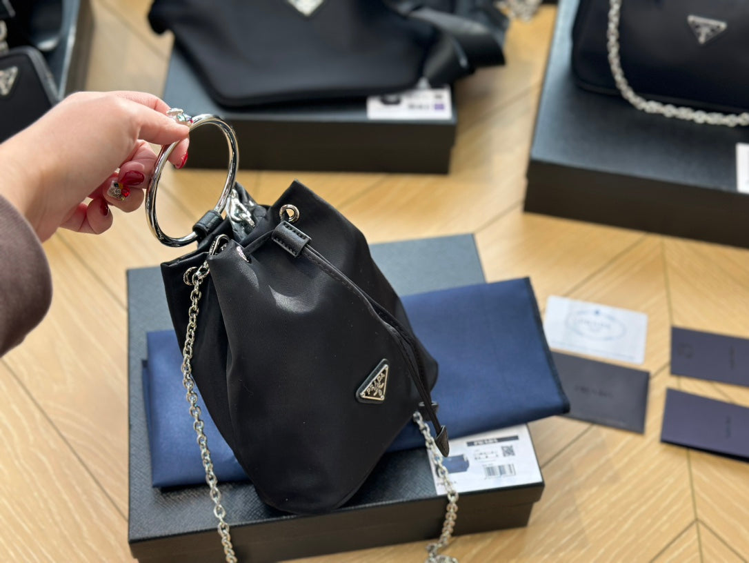 PRADA-518