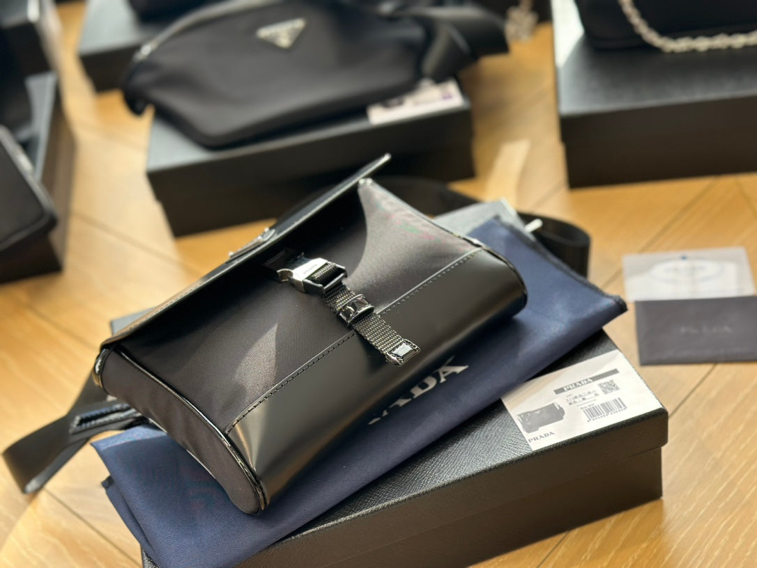 PRADA-660