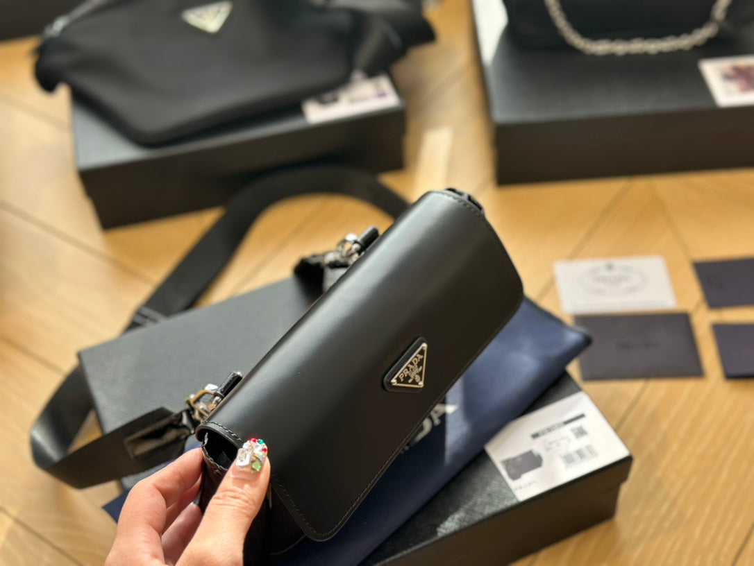 PRADA-660
