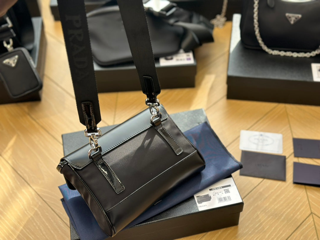 PRADA-660