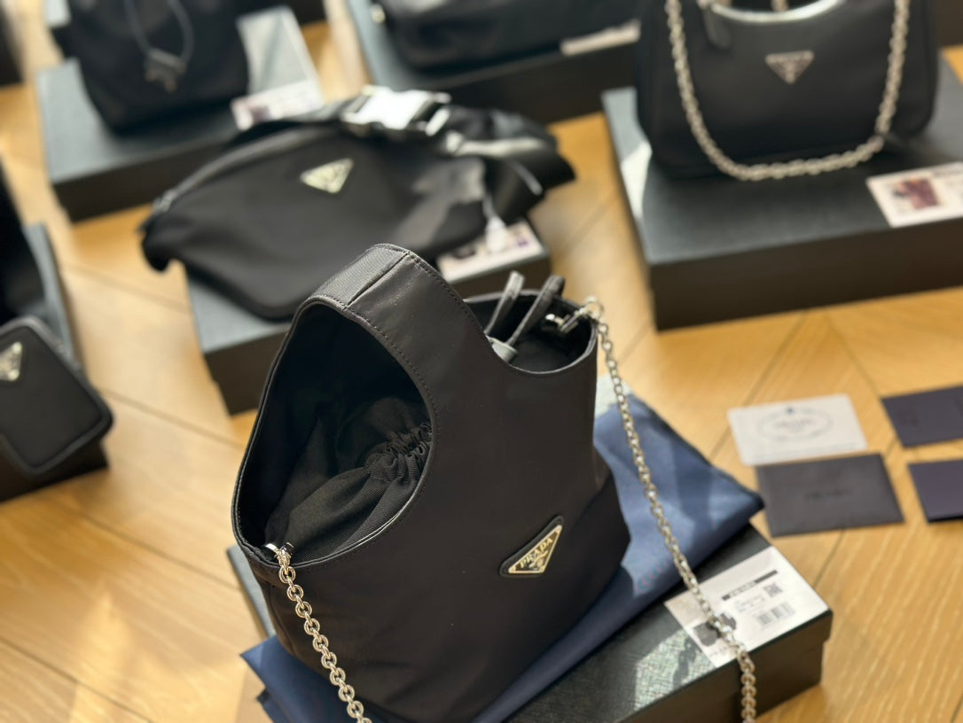 PRADA-530