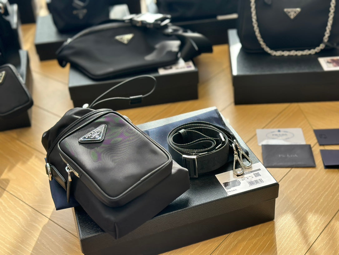 PRADA-570