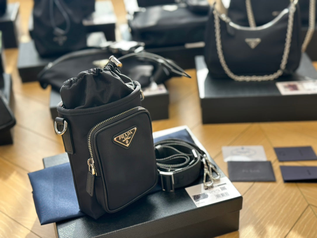 PRADA-570