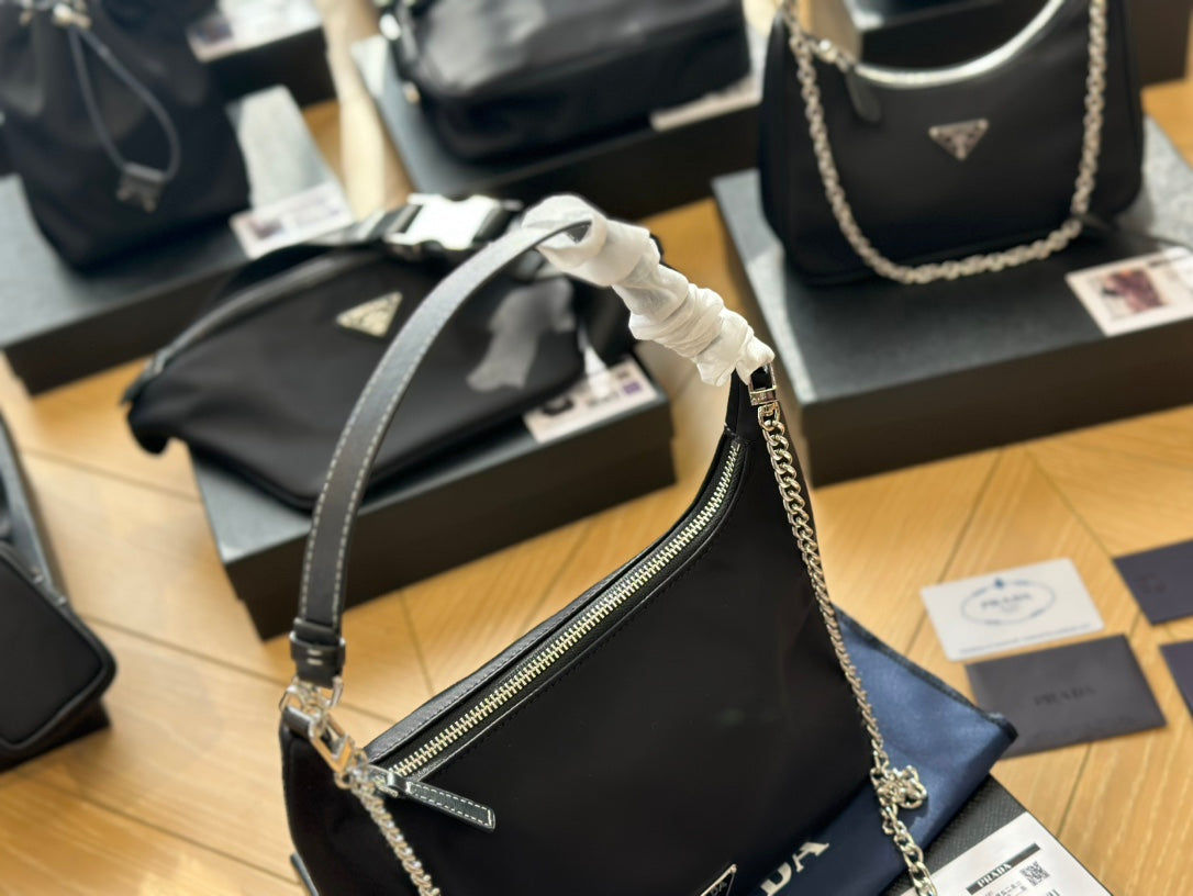 PRADA-565