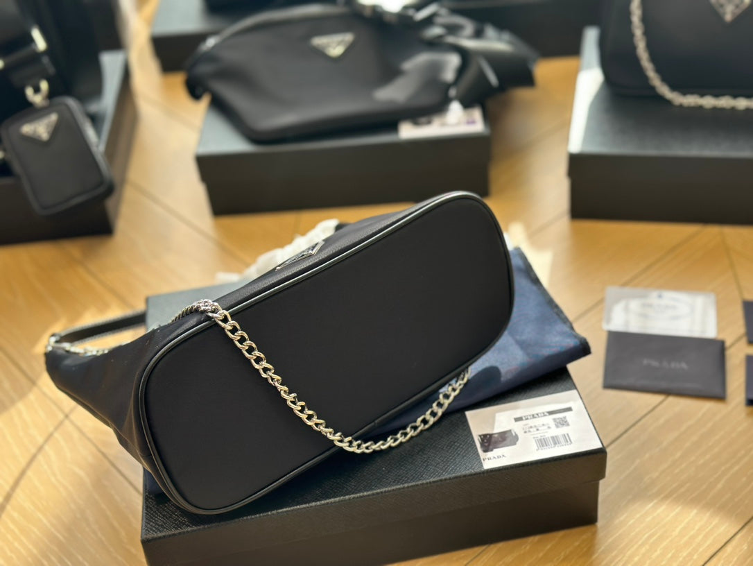 PRADA-565