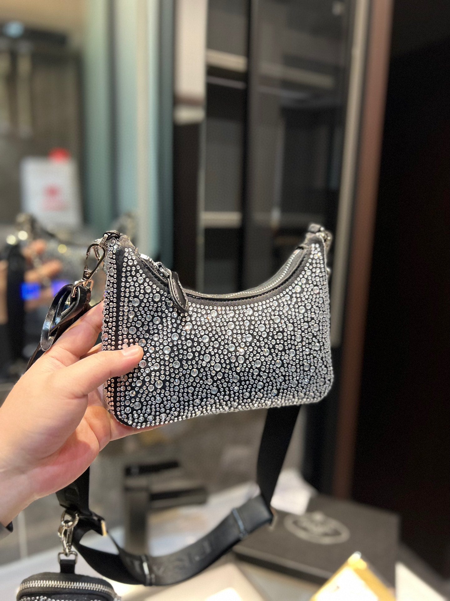 PRADA-638