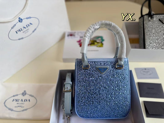 PRADA-657