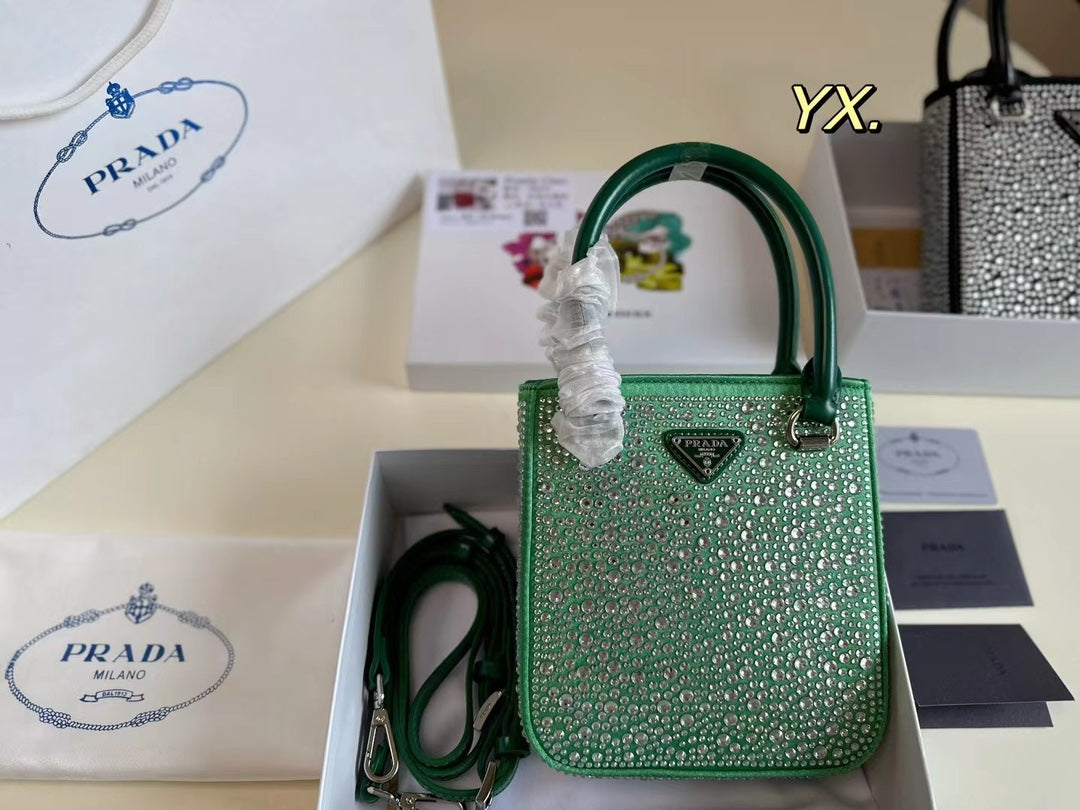 PRADA-657