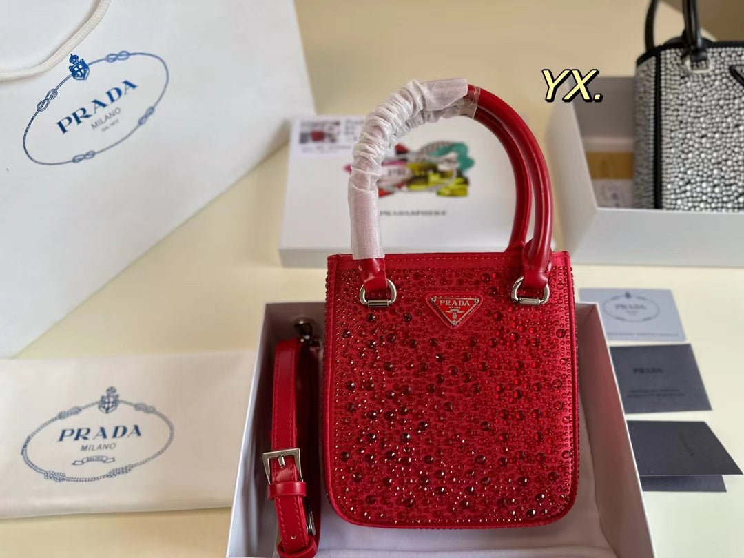 PRADA-657