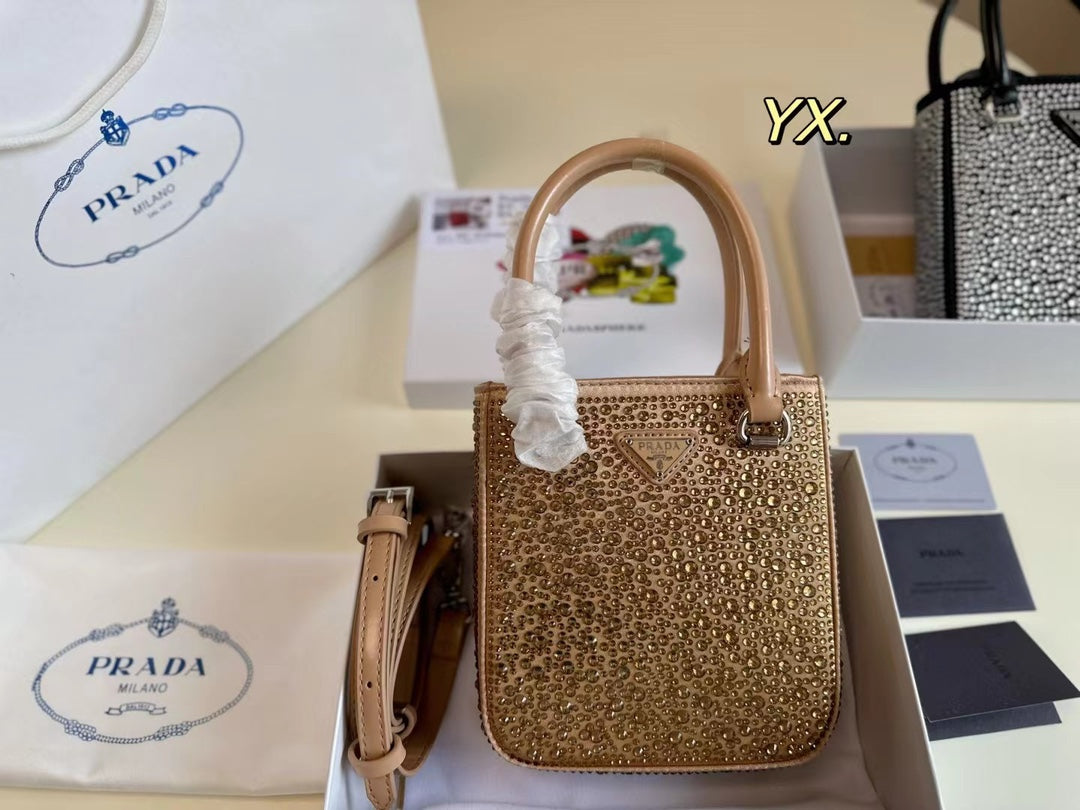 PRADA-657