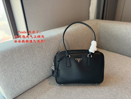 PRADA-743
