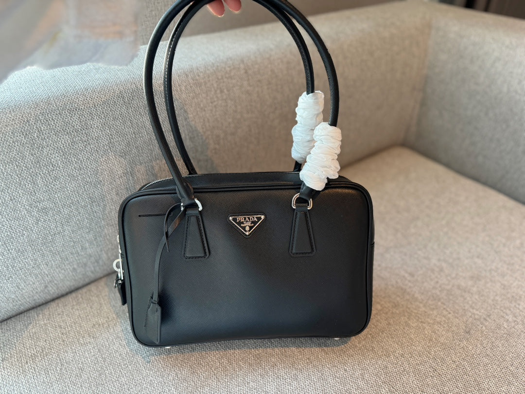 PRADA-743