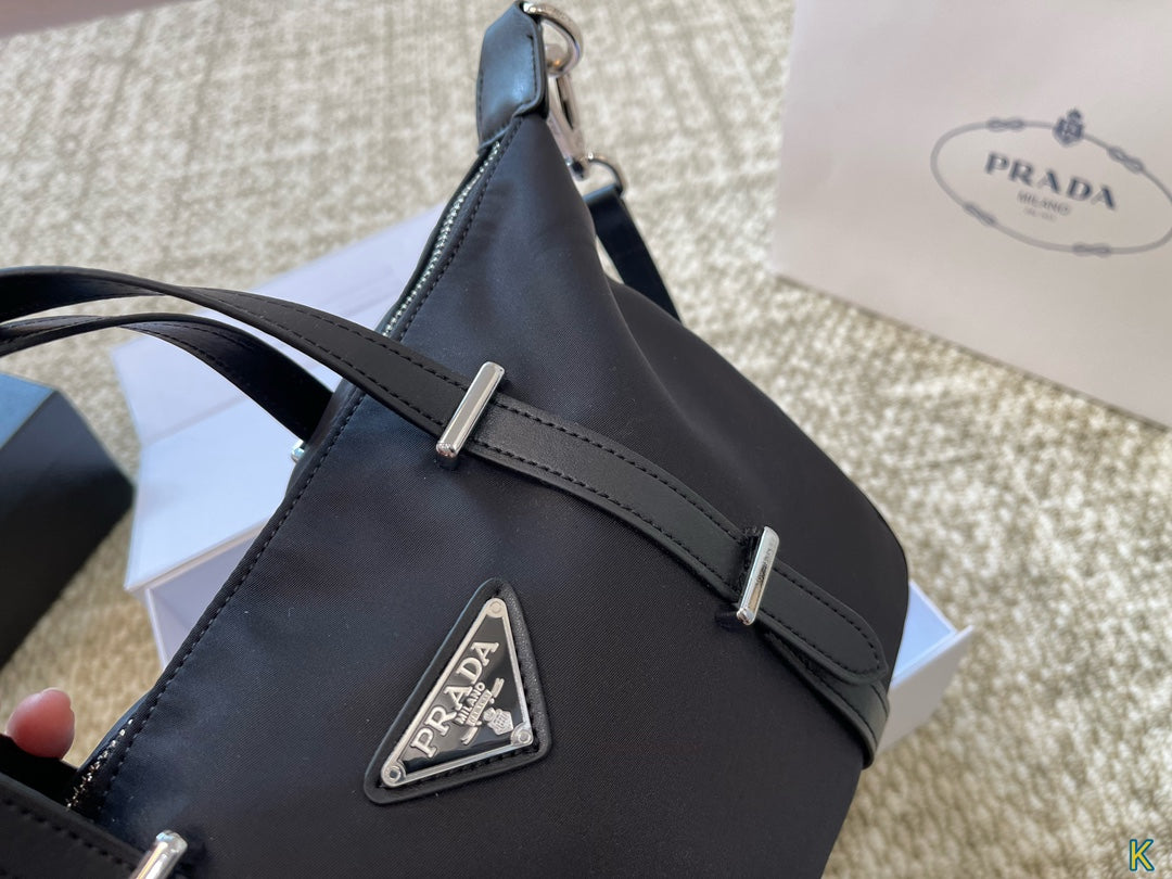 PRADA-683