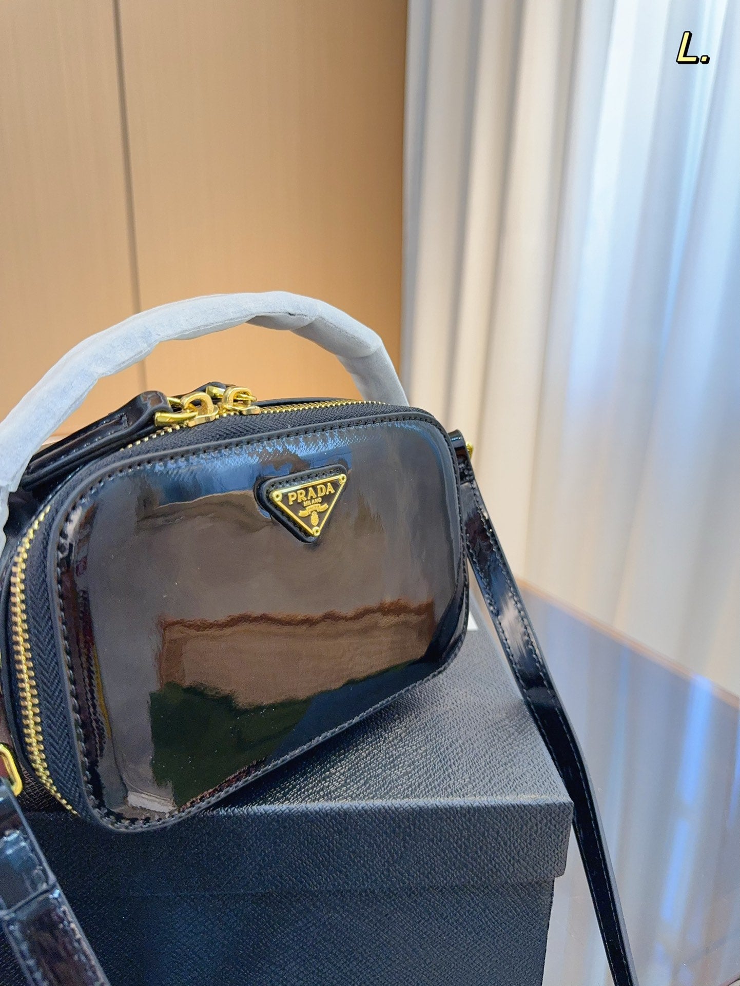 PRADA-527
