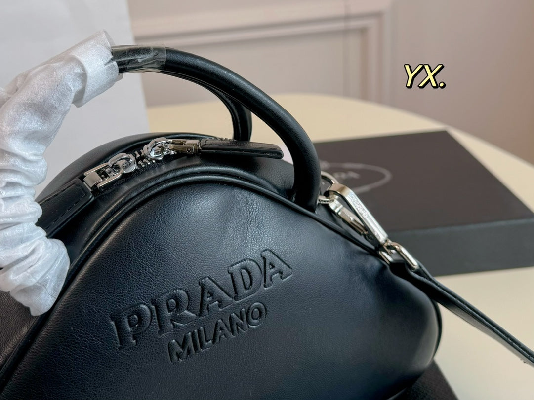 PRADA-557