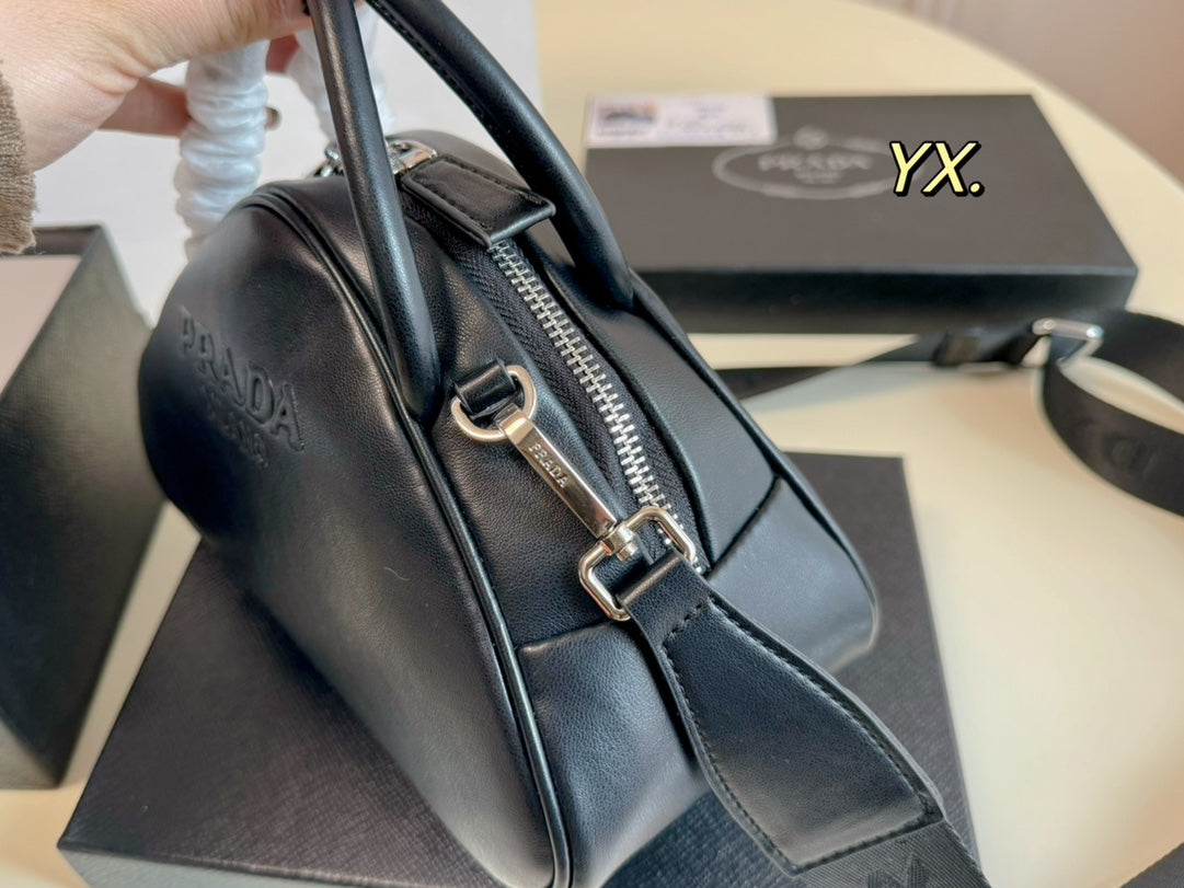 PRADA-557