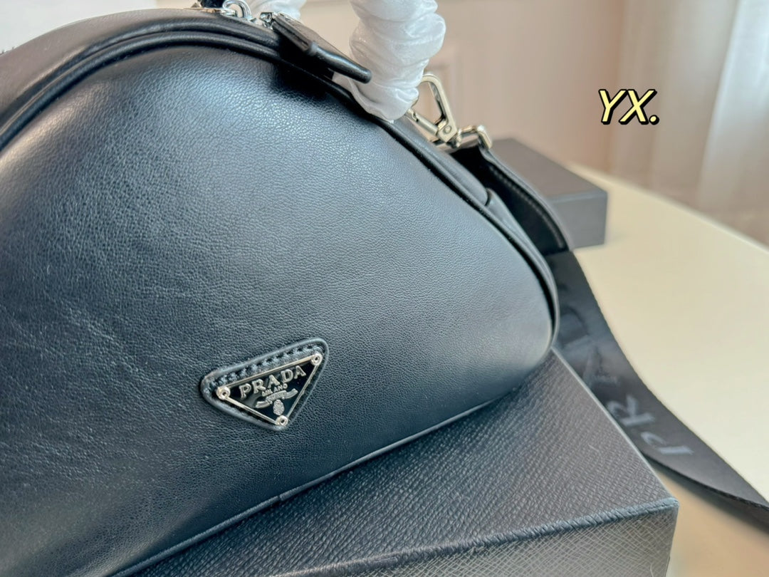 PRADA-557