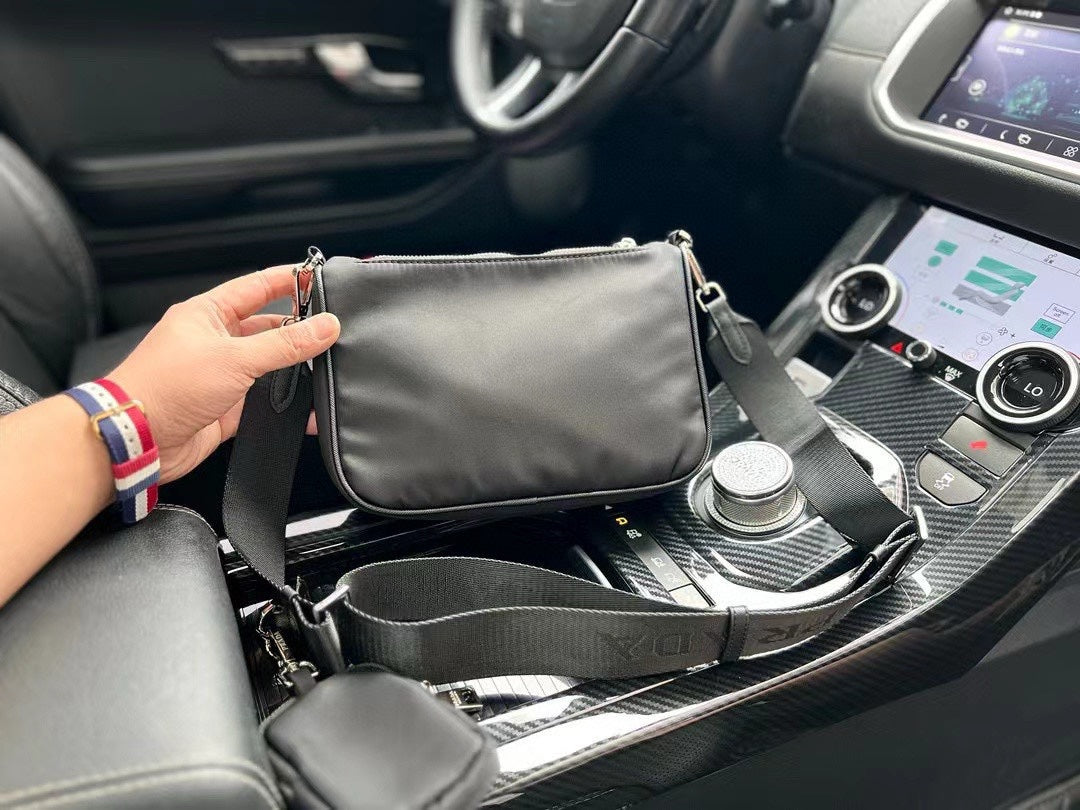 PRADA-559