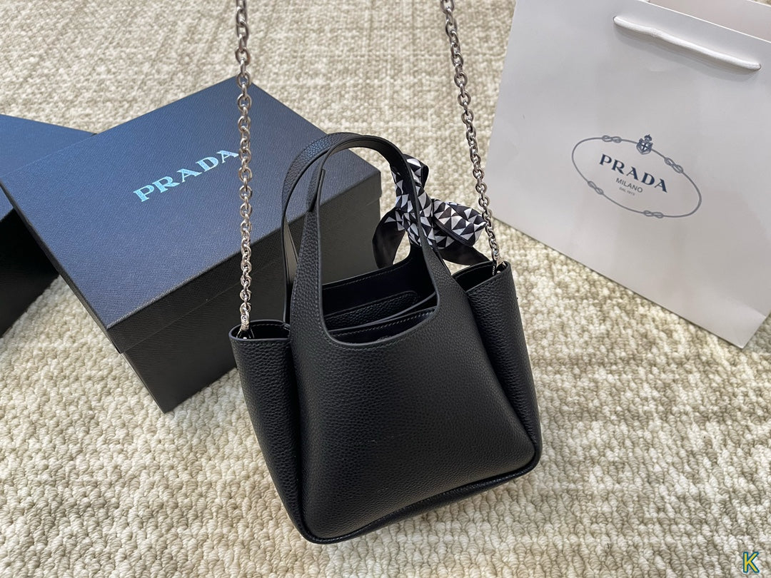 PRADA-645