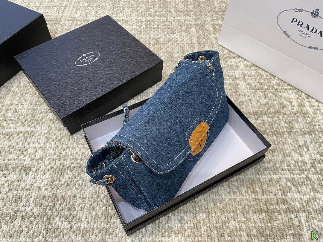 PRADA-596