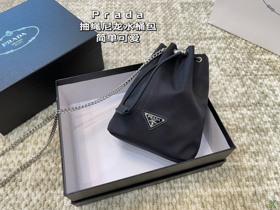 PRADA-571