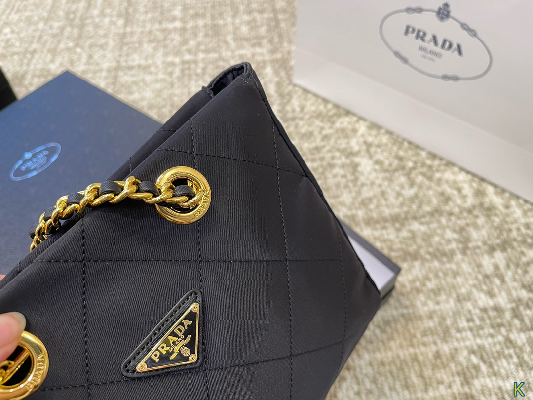 PRADA-623