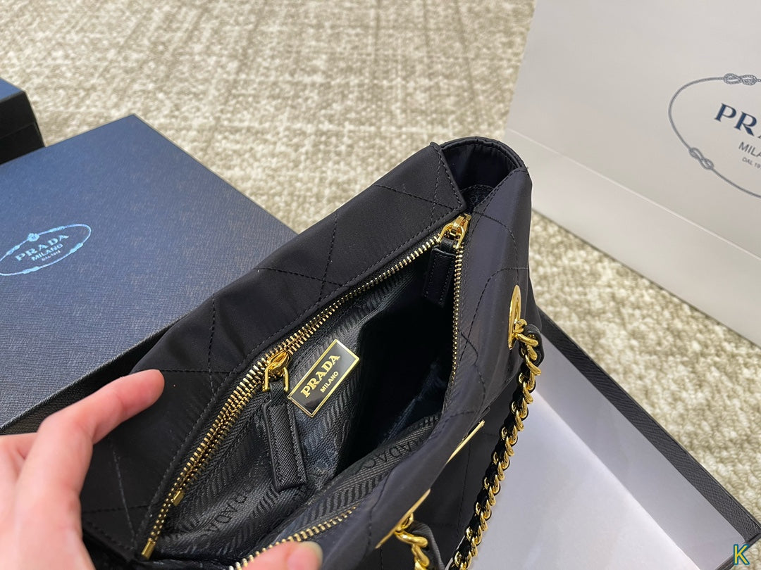 PRADA-623