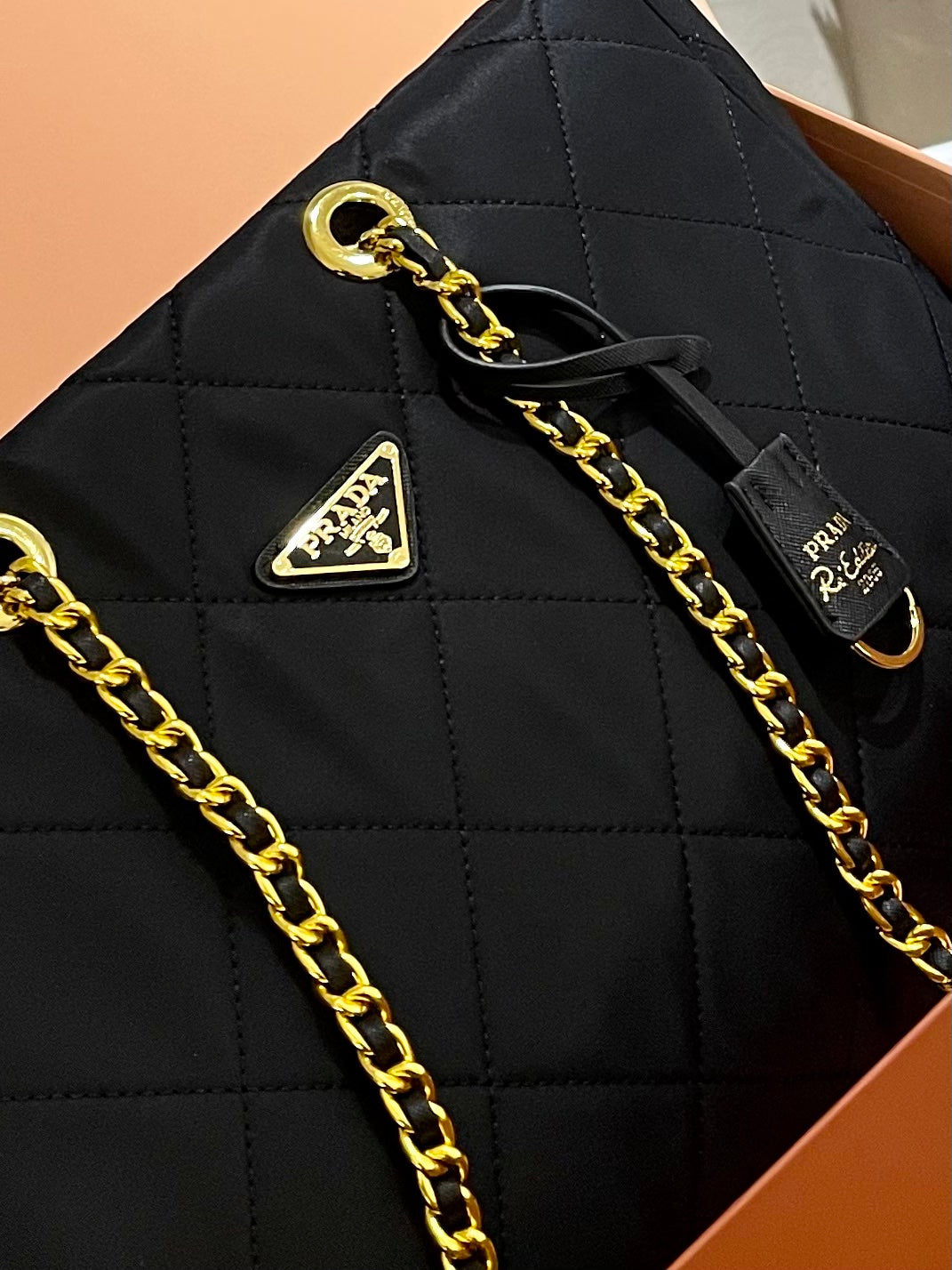 PRADA-611-1