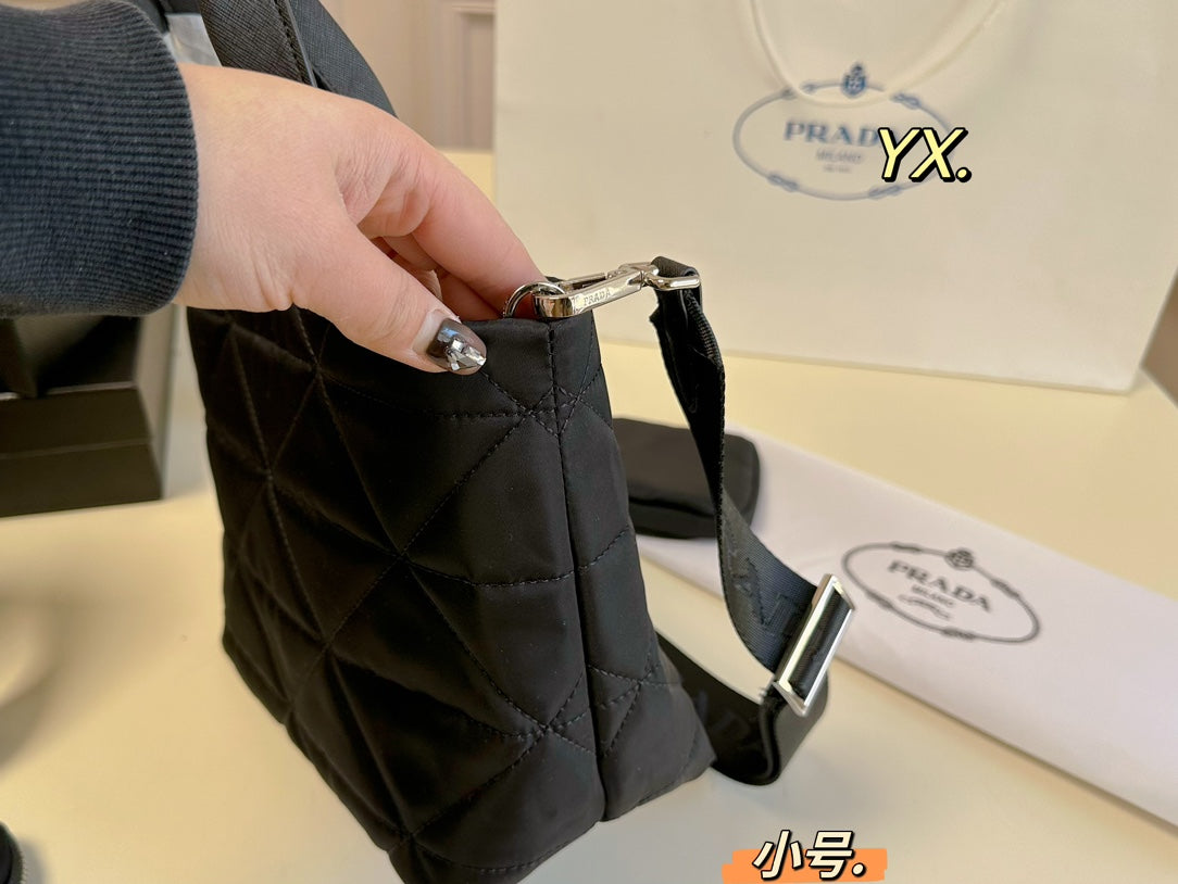 PRADA-641-1