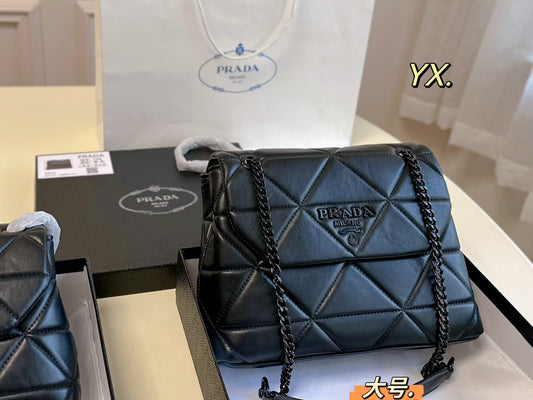 PRADA-640