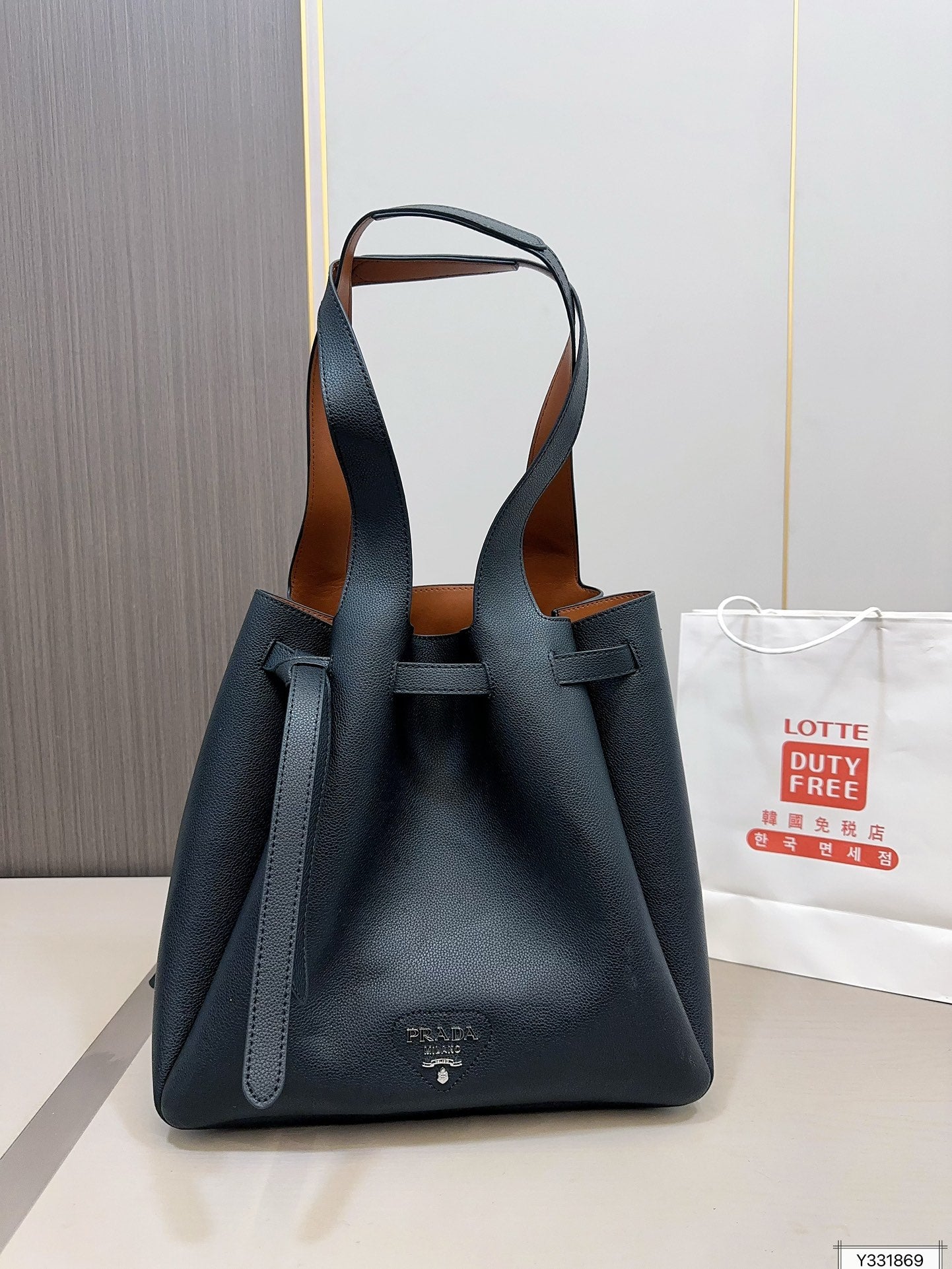 PRADA-752