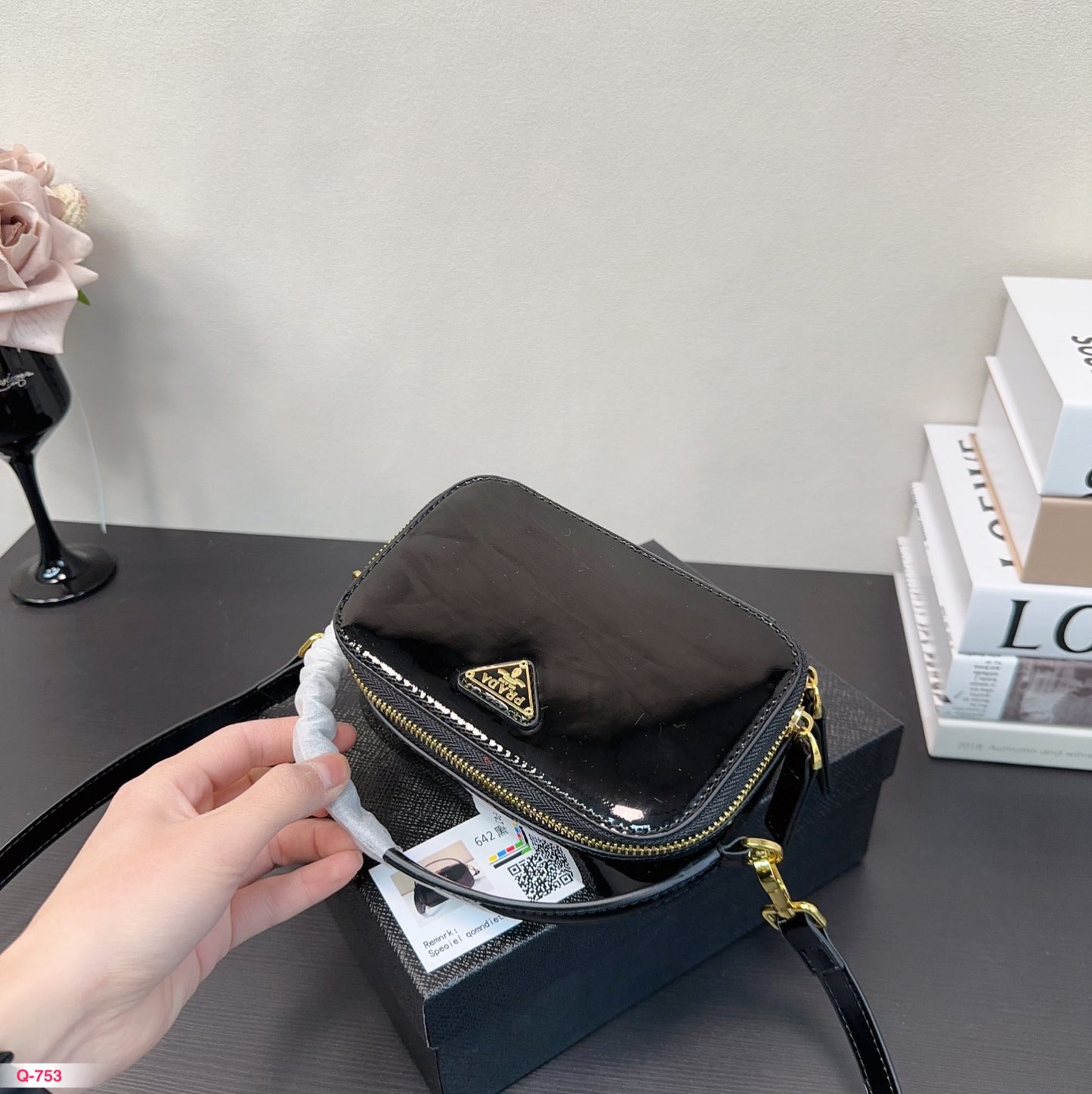 PRADA-526