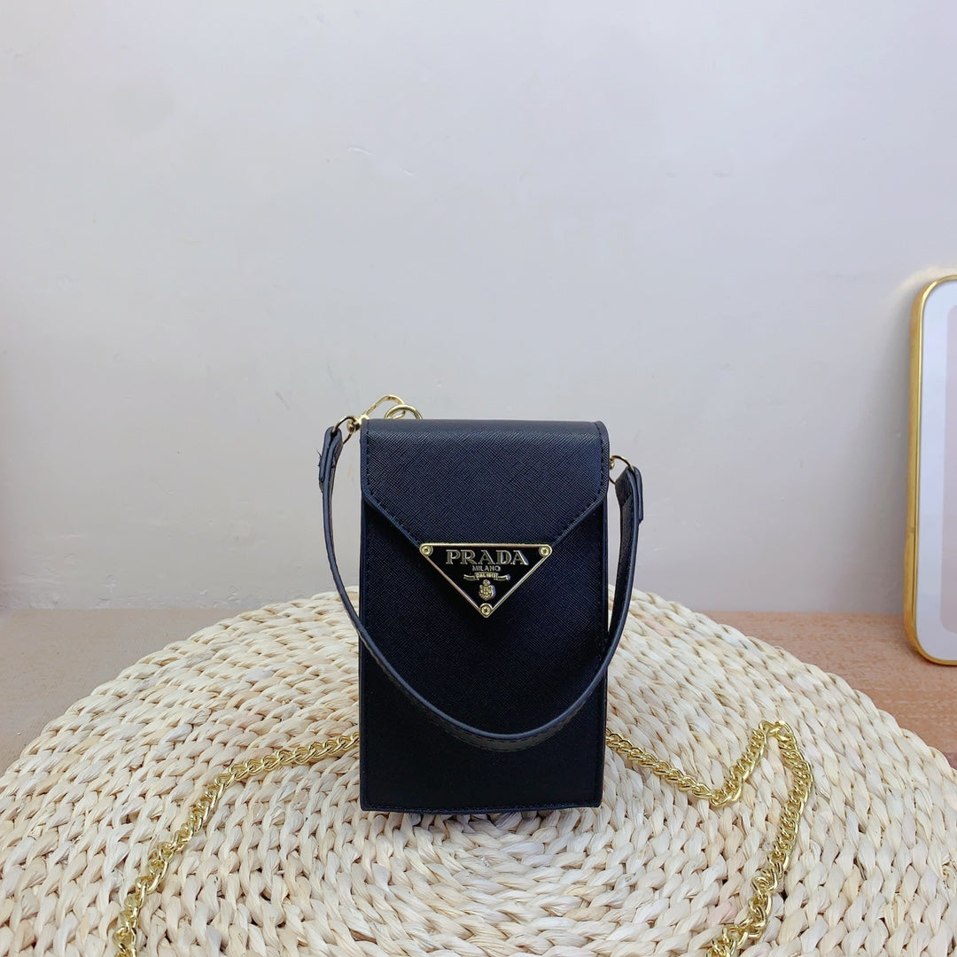 PRADA-686
