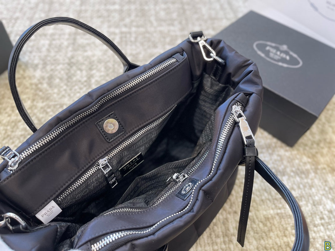 PRADA-677