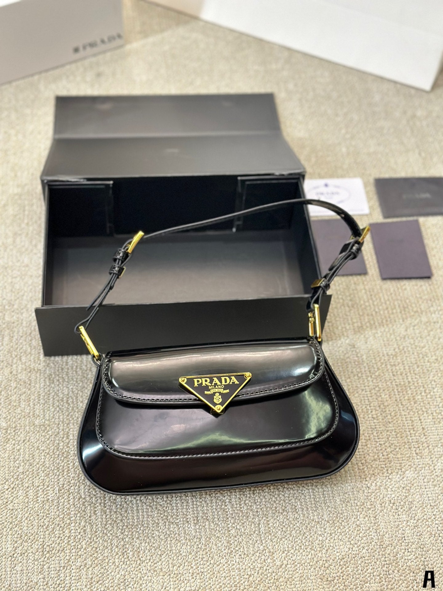 PRADA-602