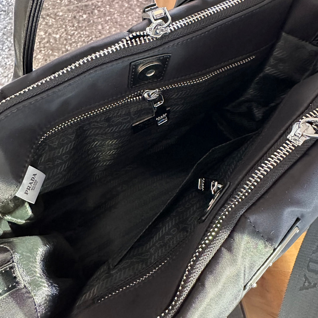 PRADA-671