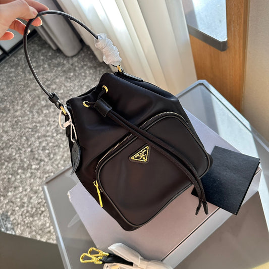 PRADA-582
