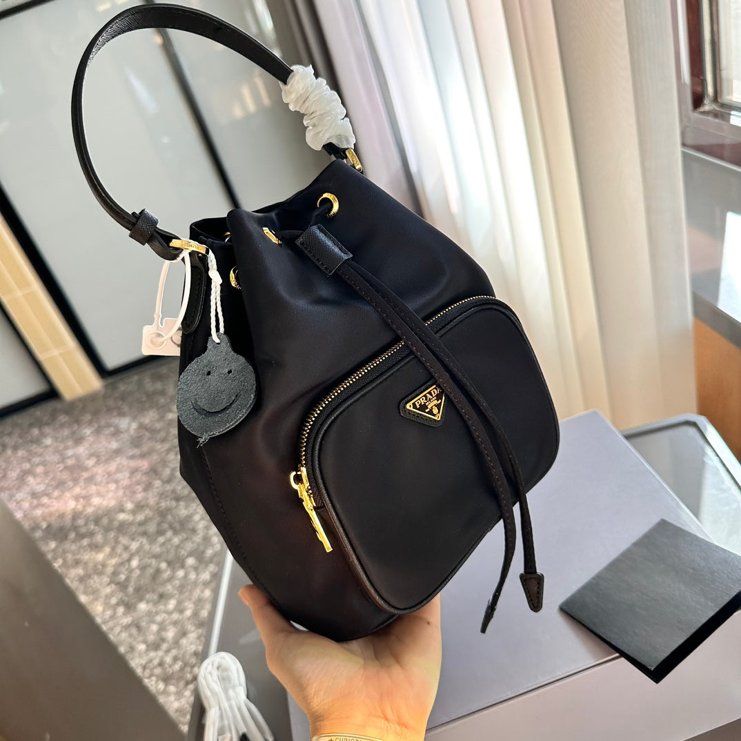 PRADA-582