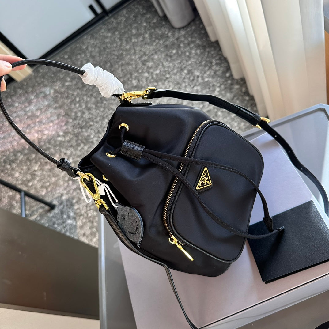 PRADA-582