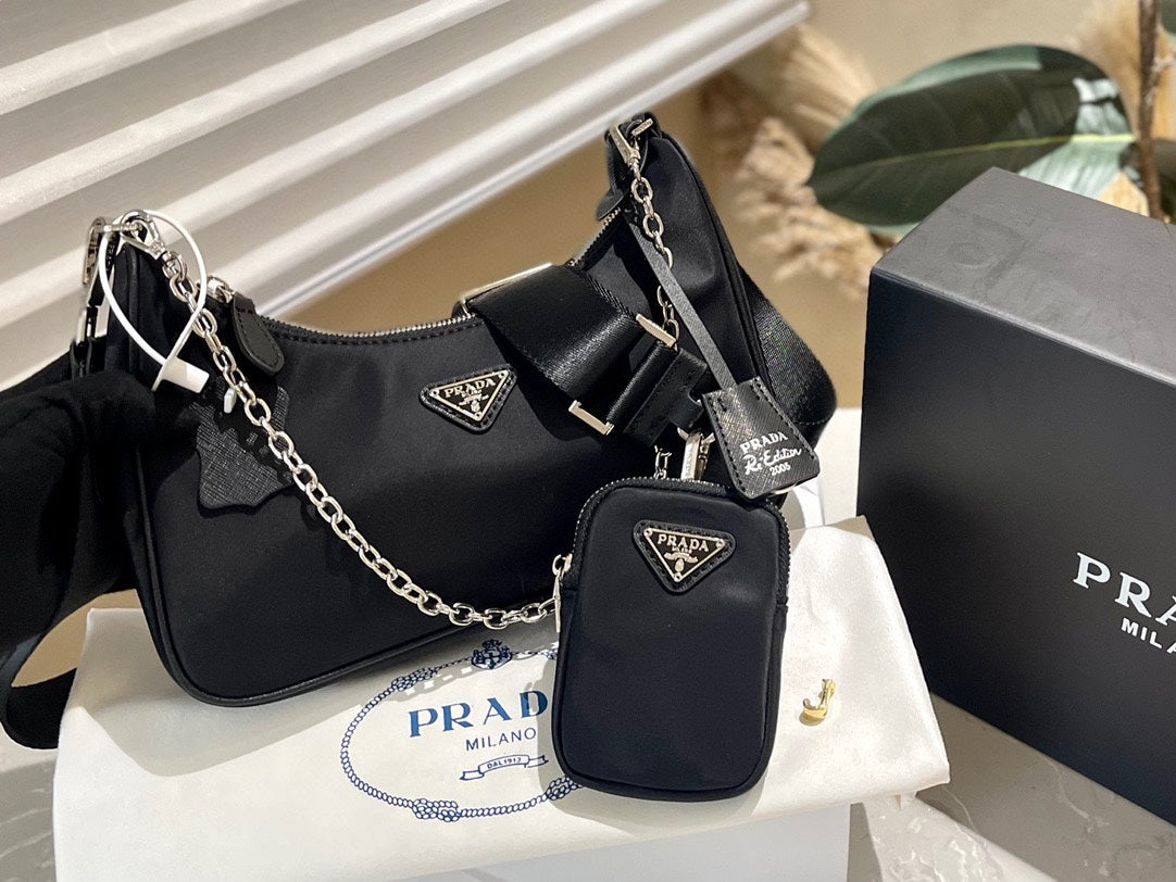 PRADA-704