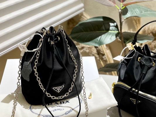PRADA-555